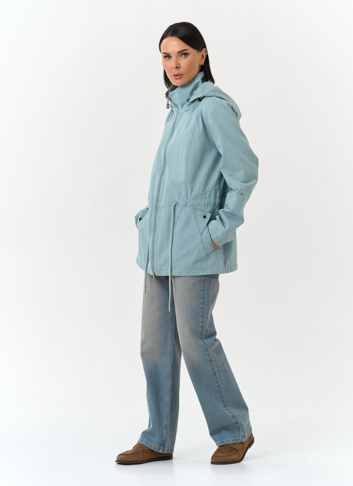 Женская ветровка с капюшоном