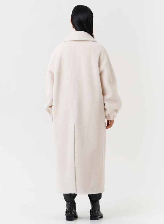 Двубортное пальто из шерсти