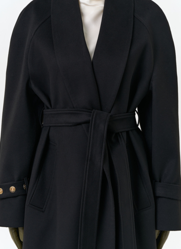 Женское длинное пальто с поясом