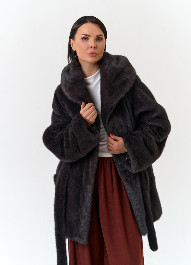 Шуба из меха норки с капюшоном модель № 31875 универмаг малина