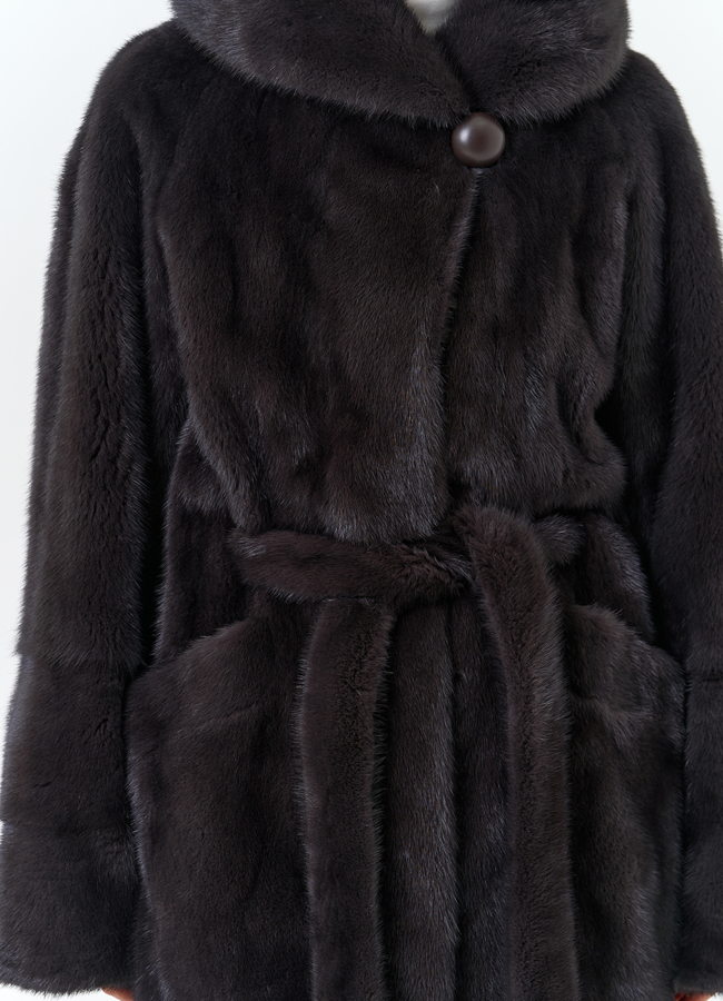 Шуба из меха норки с капюшоном модель № 31875 универмаг малина