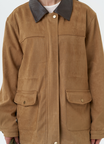 Женская парка из эко замши бежевого цвета