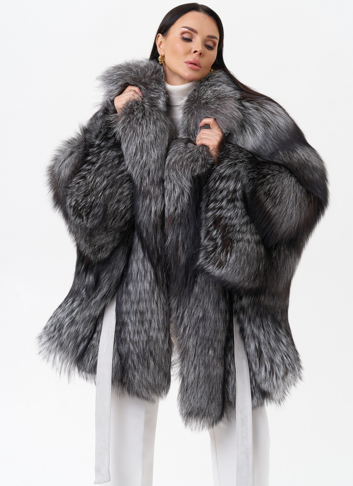 Шуба из чернобурой лисы