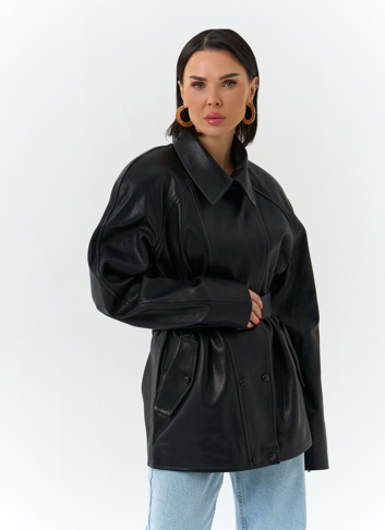 Женская куртка из натуральной кожи  с поясом