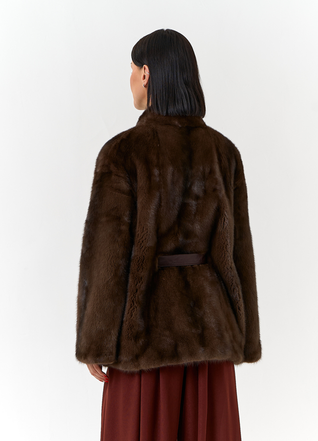 фото Шуба из меха норки с поясом модель № 32498