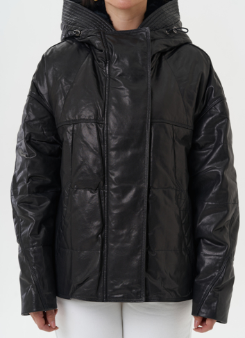 Утепленная куртка из натуральной кожи с капюшоном