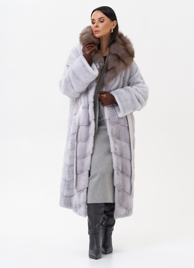 Норковая шуба с капюшоном из меха куницы модель № 27572 универмаг малина