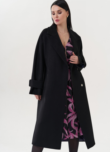 Пальто с английским воротником