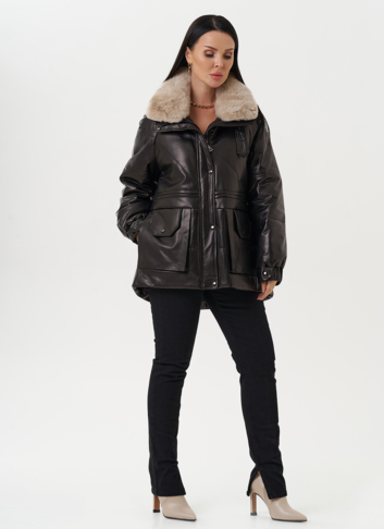 Пуховик из натуральной кожи с отделкой из меха кролика