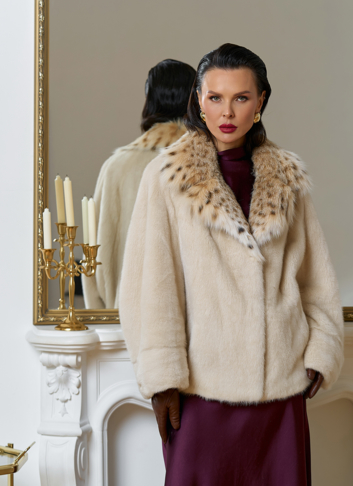 Куртка из меха норки с английским воротником из меха рыси