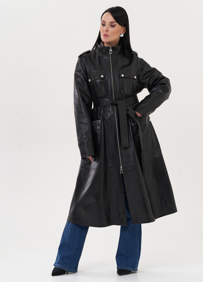 Плащ из натуральной кожи черного цвета модель № 26954 меха малина