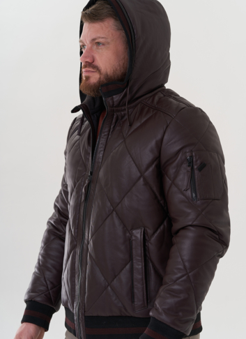 Куртка из натуральной кожи с капюшоном